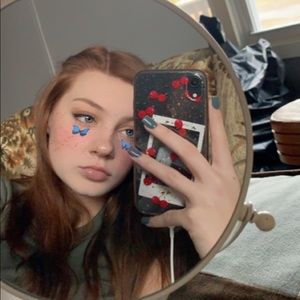 Meet your Posher, Rayannon